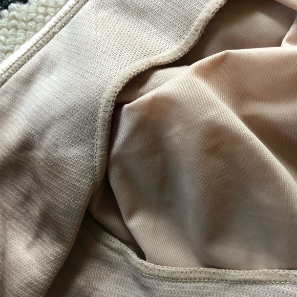 Breezies Full Coverage Satin Trim Wirefree Bra Women's Warm 36C Style# A294620 - Picture 4 of 6